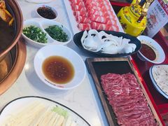 -前门·鲜肉火锅(长风店)