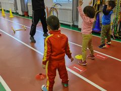 -悦动体能篮球羽毛球网球(三里河店)