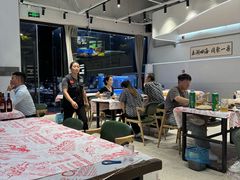-老班长·小龙虾·鲜货烧烤大排档(金街美地店)