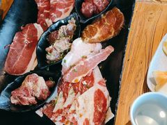 -金刚山黑牛炭火自助烤肉(西大望路店)