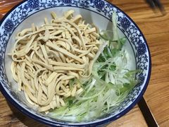 -十二忠手拉面(燎原街店)
