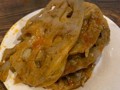 -爆炸头阿姨小四川正宗川味小吃(无任何分店)