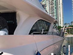 -三亚游船旅游中心(三亚鹿回头游艇游船公共码头店)