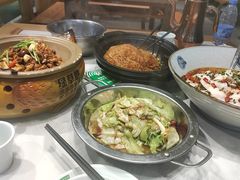 -绿草地·湘菜(酃湖师院店)