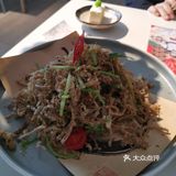摆盘一般，分量着实不多，价格倒是蛮高的