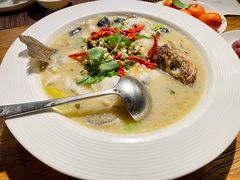 金汤酸菜海鲈鱼-肴约·花园式餐厅(湖里店)