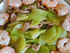 -乐禧母婴全自营月嫂(宝山店)