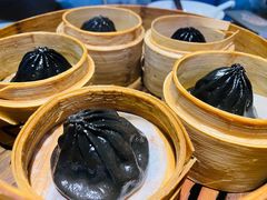 黑松露小笼包-南小馆(迪士尼小镇店)