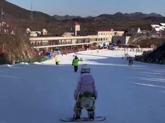 -蓟洲国际滑雪场