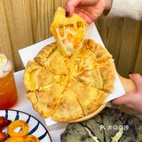 南京首家怪兽流心披萨🍕芝士瀑布才16.9‼️