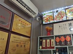 -龙香居海鲜浑锅家常菜·特色驴肉