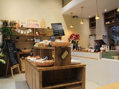 -沁屋面包店(人民东路店)