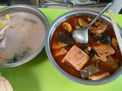-湊湊火锅·茶憩(新中关购物中心店)