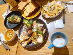 -HELLO 27 意面·沙拉·帕尼尼