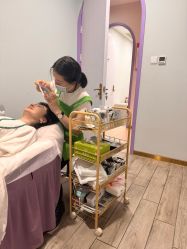 -孔雀手美甲美睫护理