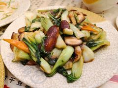 香菇炒油菜-吉味馆(柠溪店)