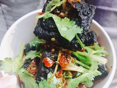 -黑色经典臭豆腐·湖南特产(坡子街店)