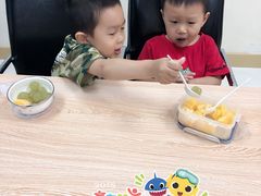 -月星环球港赢在起点早教中心·亲子托班早教体验课儿童兴趣班逻辑思维专注力幼小衔接(普陀中心)
