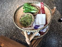 青笋尖尖-爸爸炒料牛排老火锅(高新店)