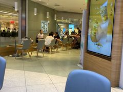 大堂-奈雪的茶(亨特国际广场店)