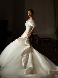-纯色时光婚纱艺术馆WHITE