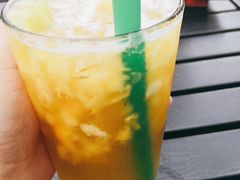 -花苑里咖啡(威远店)