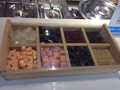 -沪上阿姨·精选茶饮(华强广场店)