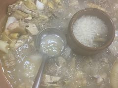 -朴小妹人参鸡汤火锅(长白山万达店)