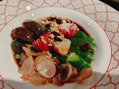 -香山湖家家宴(中山陵店)