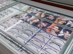 -翰佐蔡司小乐圆·依视路星趣控·暴龙眼镜折扣店