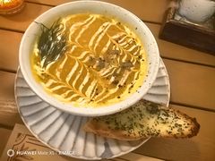 -Mark&Mars Restaurant