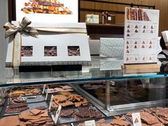 -Laderach 莱德拉(上海环贸iapm店)