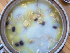 -16年老字号鑫鑫猪肚鸡·椰子鸡海南火锅(兴隆华侨农场店)