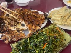 -北京龙庆四季香农家饭庄·灶台鱼·碳烤虹鳟鱼(龙庆峡店)