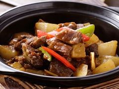 萝卜牛腩煲-壹只卤鹅·潮汕菜(莲塘店)