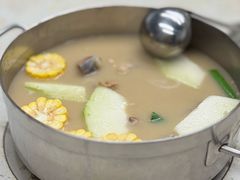 -肥仔文澳门猪骨煲(南京西路店)