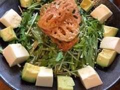 水菜牛油果沙拉-铃木食堂(帽儿胡同店)