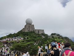 -黄山光明顶山庄