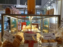 -顶东面包花园·生日蛋糕(世博店)