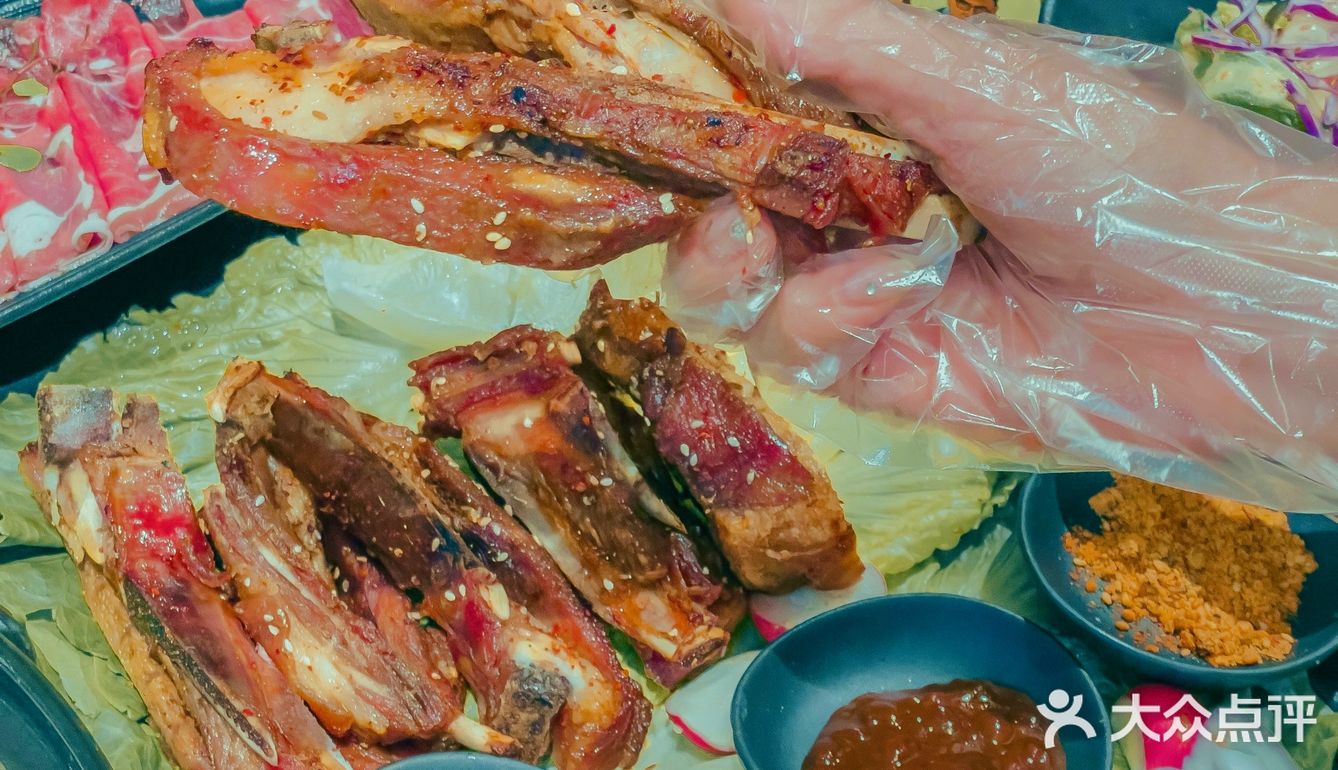 一口游牧三年藏牛羊、一口酥油茶，好绝！