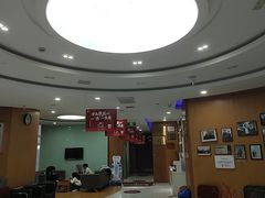 -雅悦齿科(顾村公园店)