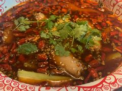 -临界音乐酒馆·小龙虾·江湖菜(华熙LIVE·鱼洞店)