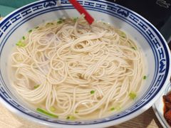 -鲁达面馆本帮风味(共康东路店)