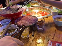 -城墙拐拐火锅(三峡广场黑金冠店)