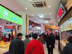 -平望服务区·停车场