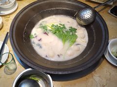 -陈大锅·岳阳鱼馆·地道岳阳菜(美食街店)