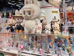 -泡泡玛特POPMART(侨福芳草地店)