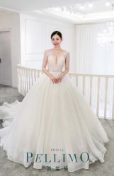-派丽莫Pellimo原创设计婚纱品牌