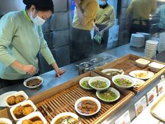 自助取餐区-老乡鸡(上海品尊国际中心店)