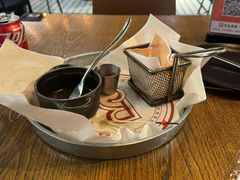 -BOURBON 玻本美式餐厅酒吧(虹桥新天地店)